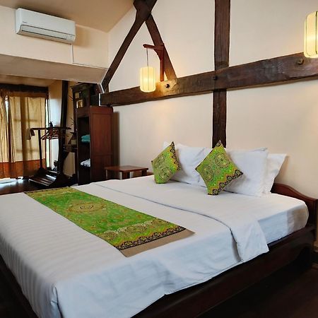 La Villa Battambang Extérieur photo