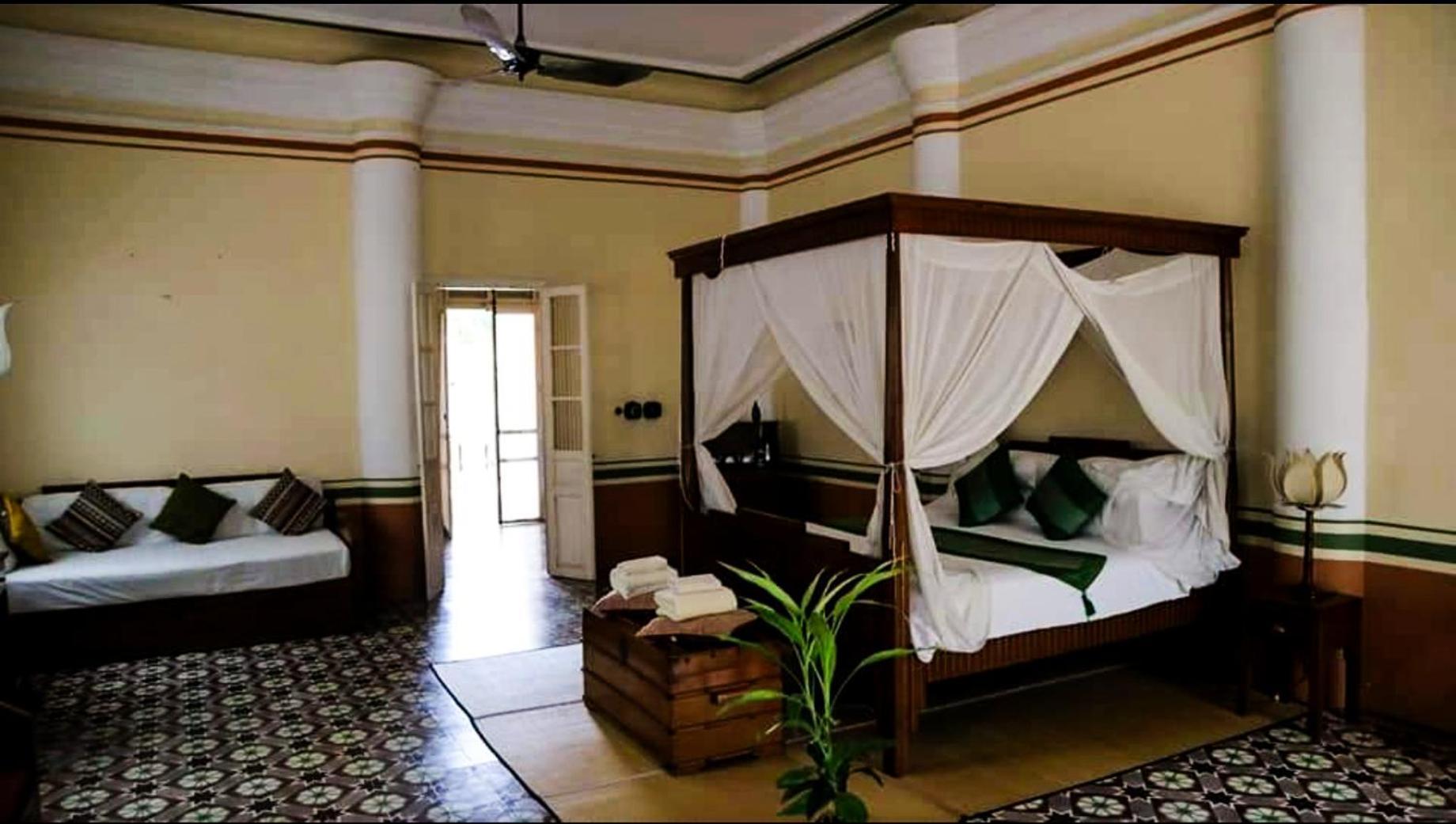 La Villa Battambang Extérieur photo