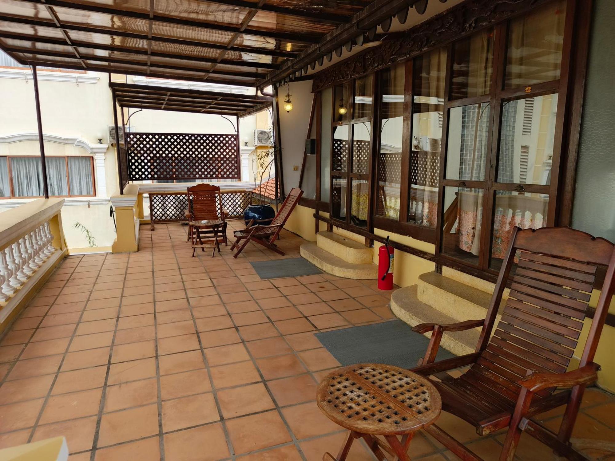 La Villa Battambang Extérieur photo