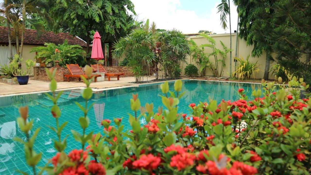 La Villa Battambang Extérieur photo